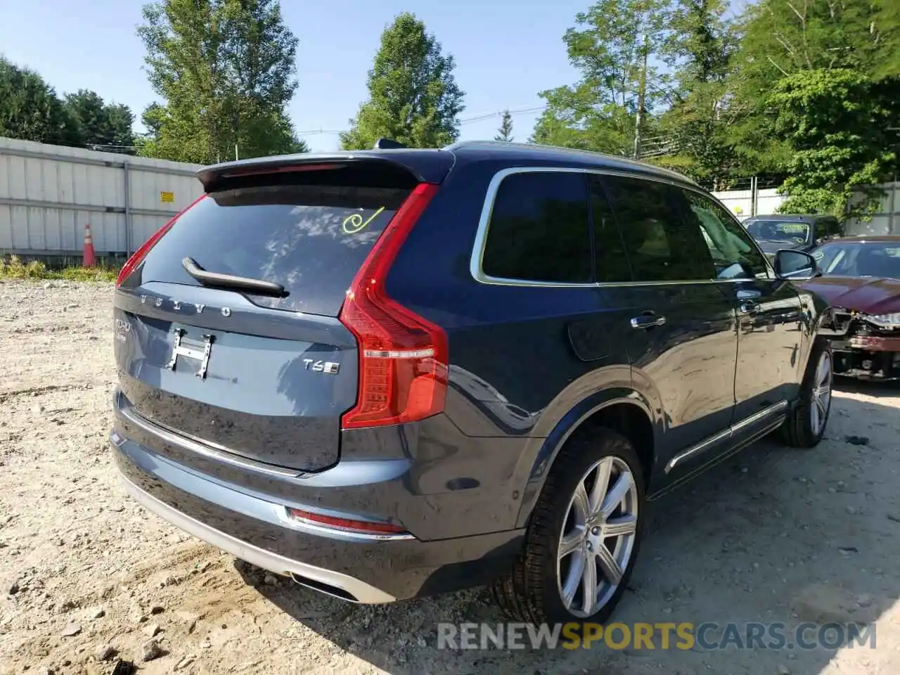 4 Photograph of a damaged car YV4A22PL2K1466176 VOLVO XC90 2019