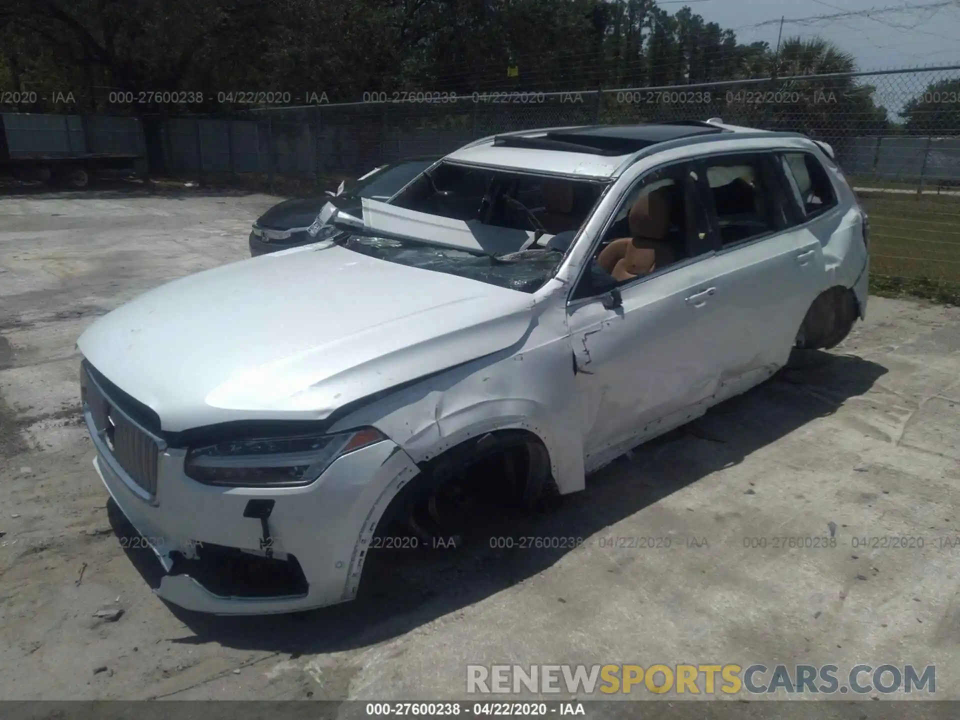 2 Photograph of a damaged car YV4A22PL4K1422776 VOLVO XC90 2019