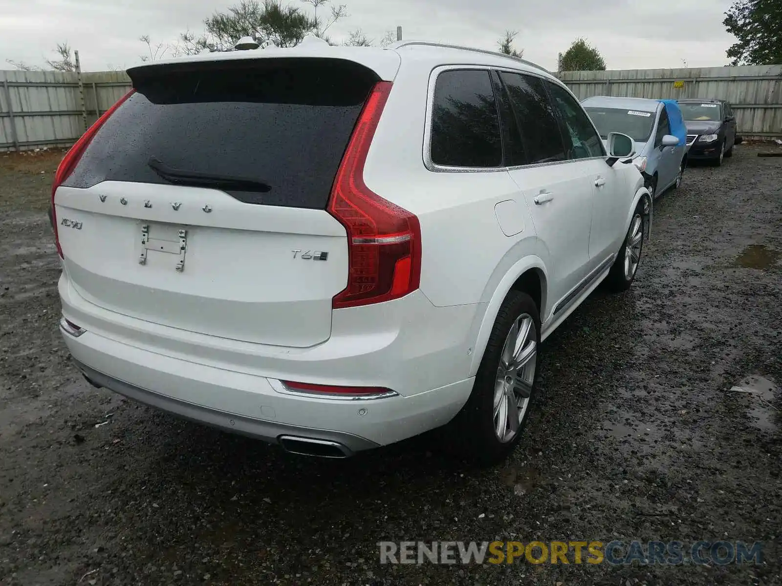 4 Фотография поврежденного автомобиля YV4A22PL4K1472478 VOLVO XC90 2019