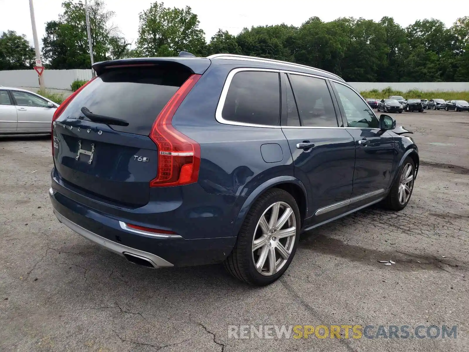 4 Photograph of a damaged car YV4A22PL5K1472750 VOLVO XC90 2019