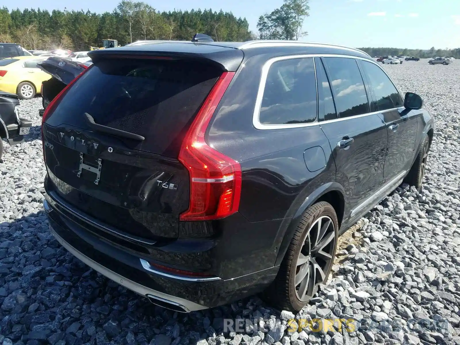 4 Фотография поврежденного автомобиля YV4A22PL5K1474241 VOLVO XC90 2019