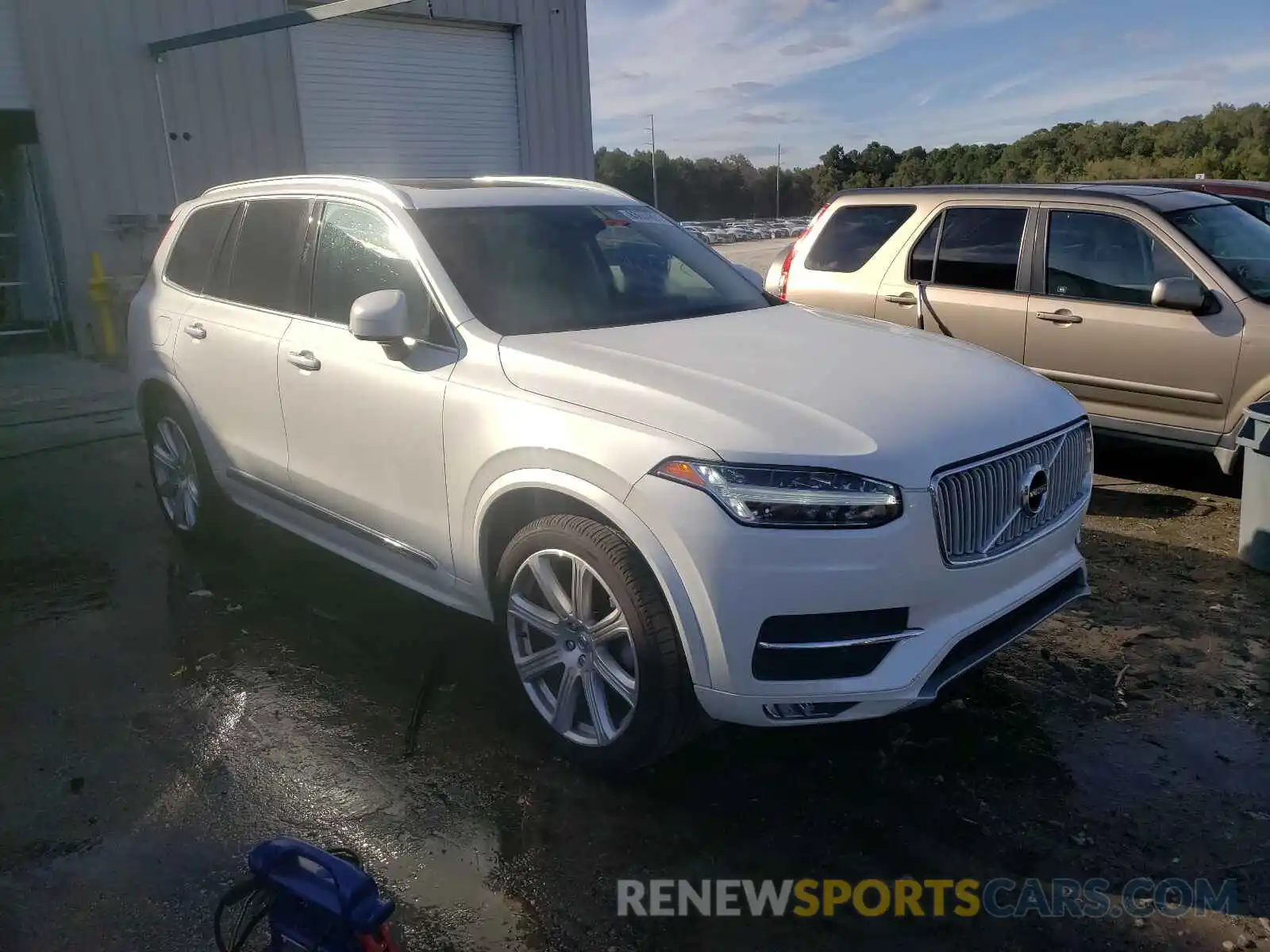 1 Photograph of a damaged car YV4A22PL5K1482534 VOLVO XC90 2019