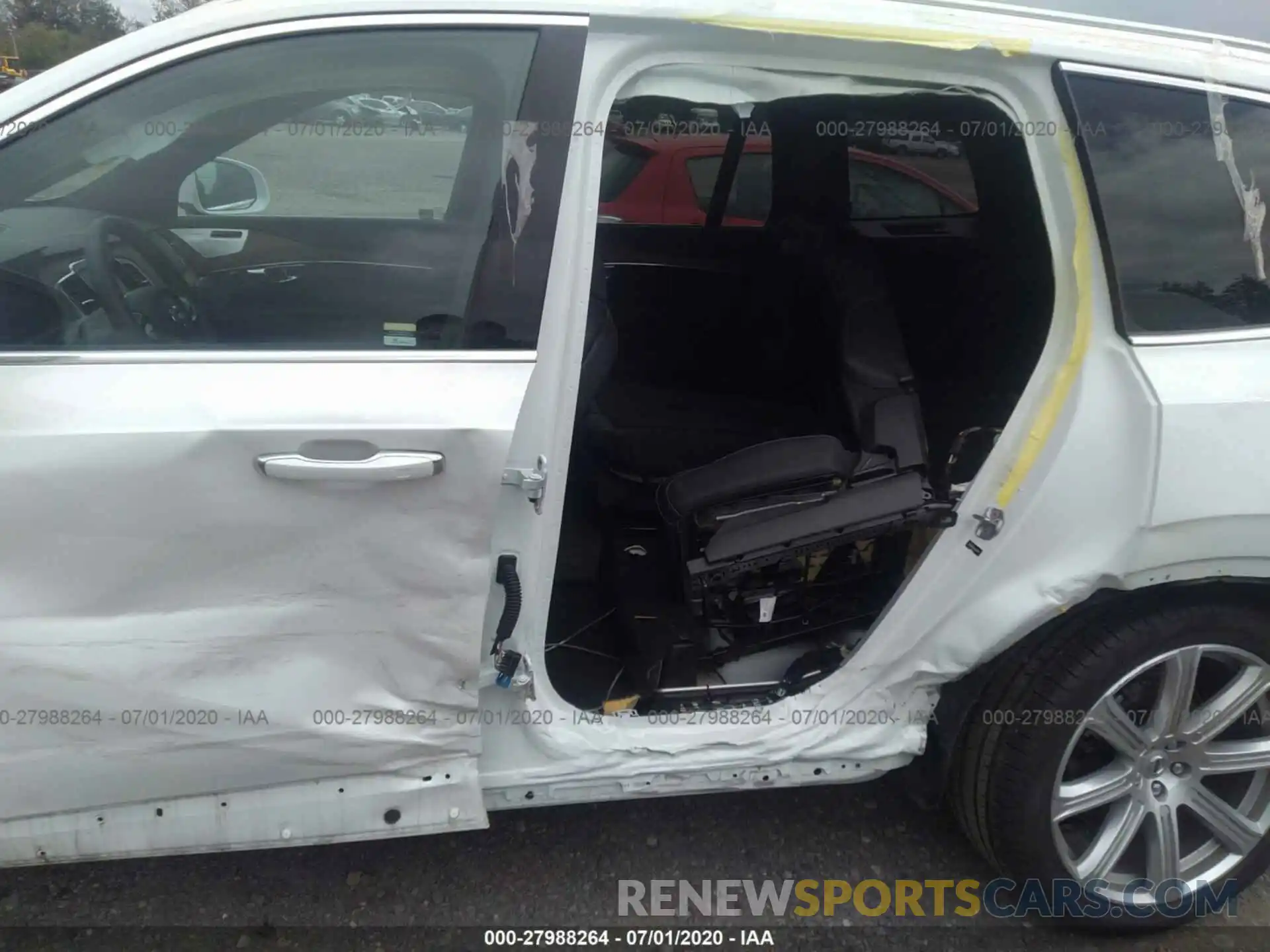 6 Photograph of a damaged car YV4A22PL5K1484123 VOLVO XC90 2019