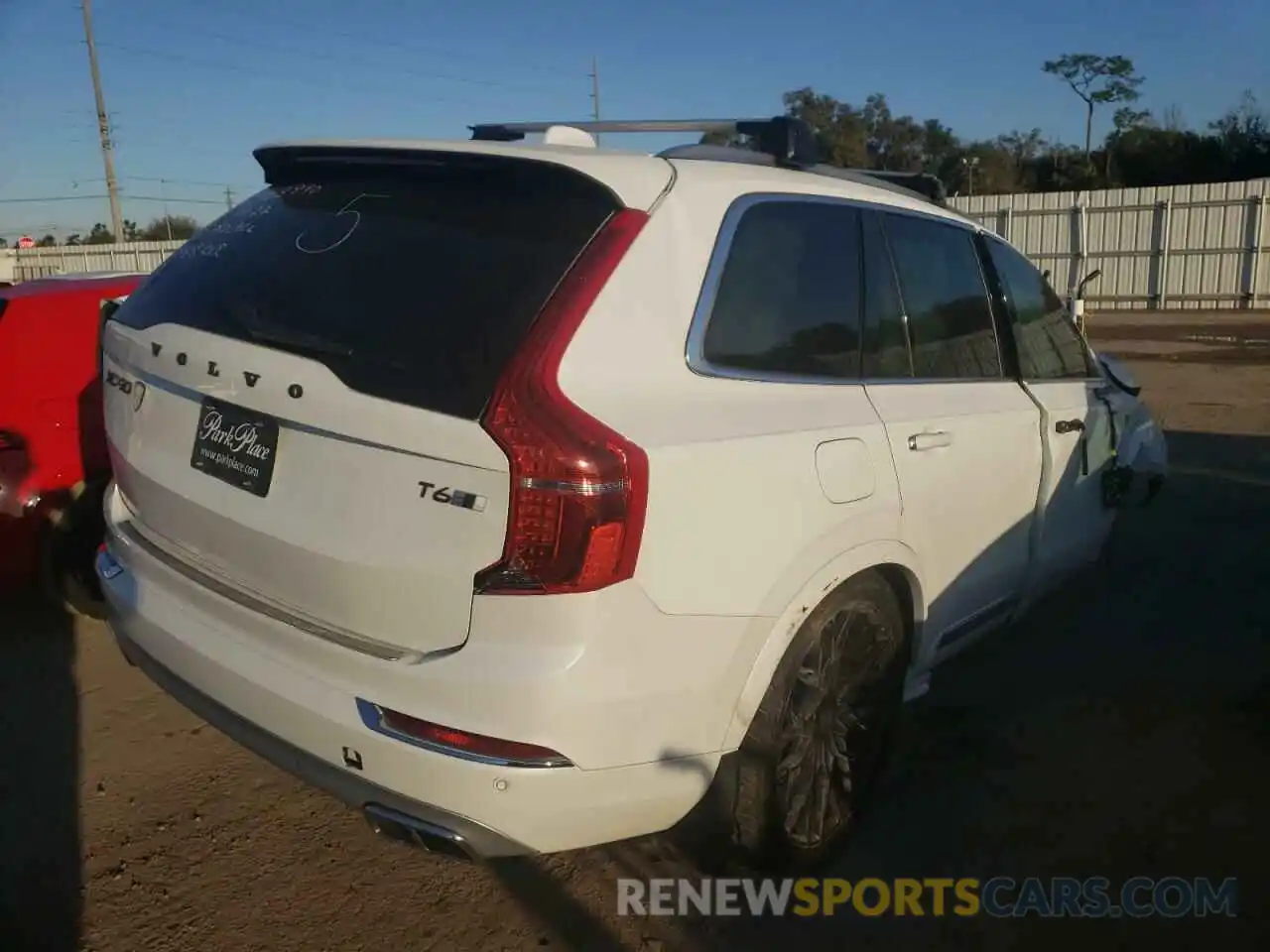 4 Photograph of a damaged car YV4A22PL6K1422049 VOLVO XC90 2019