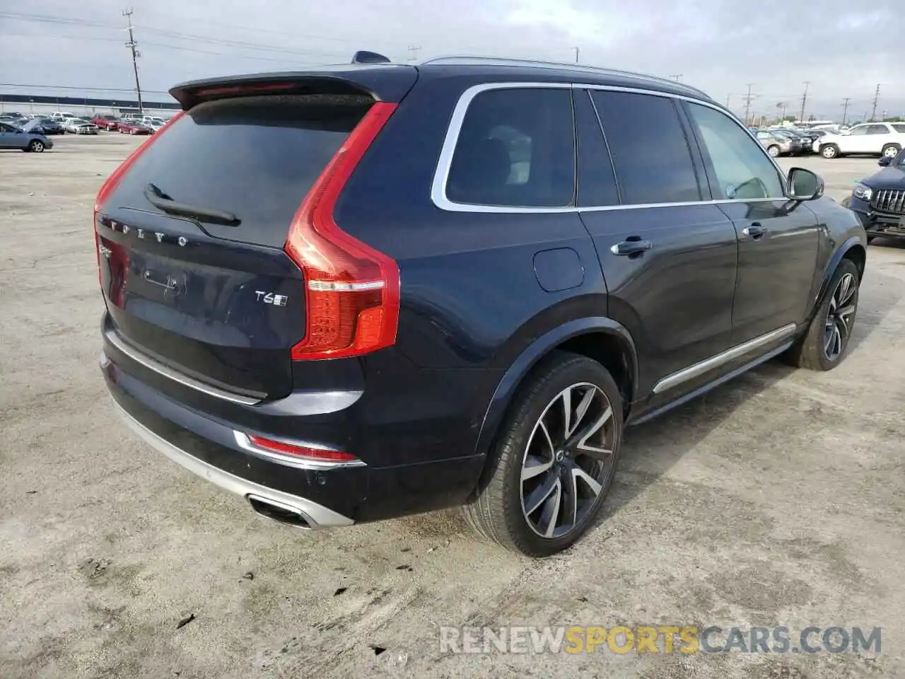 4 Фотография поврежденного автомобиля YV4A22PL6K1438607 VOLVO XC90 2019