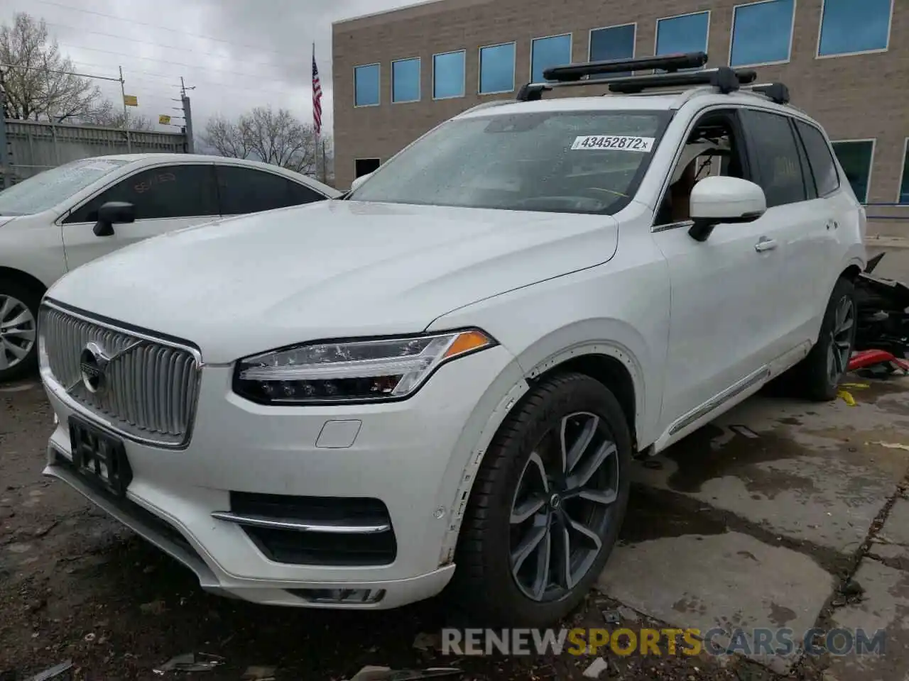 2 Photograph of a damaged car YV4A22PL7K1437093 VOLVO XC90 2019