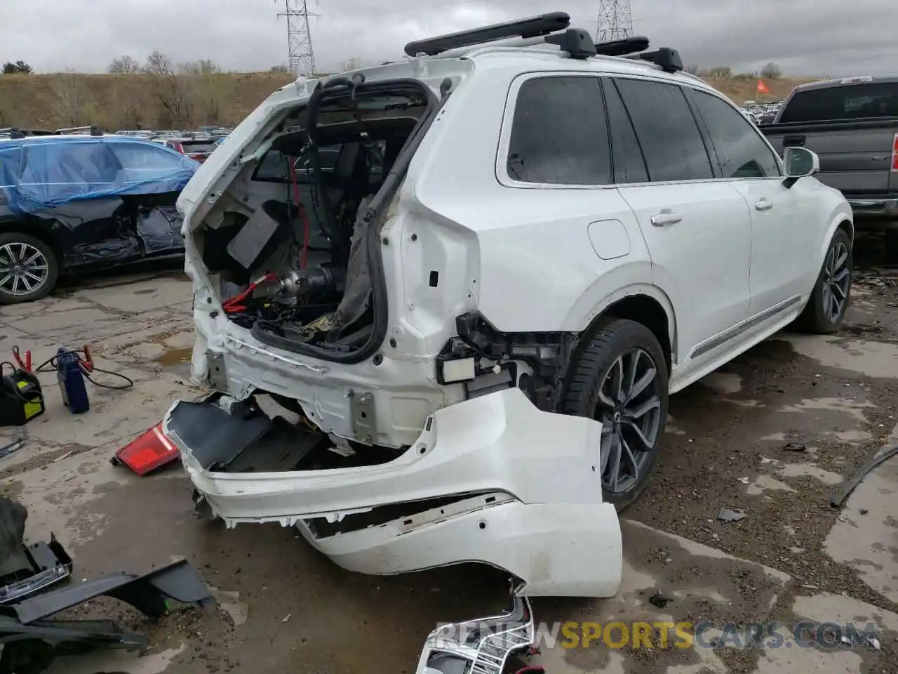 4 Фотография поврежденного автомобиля YV4A22PL7K1437093 VOLVO XC90 2019