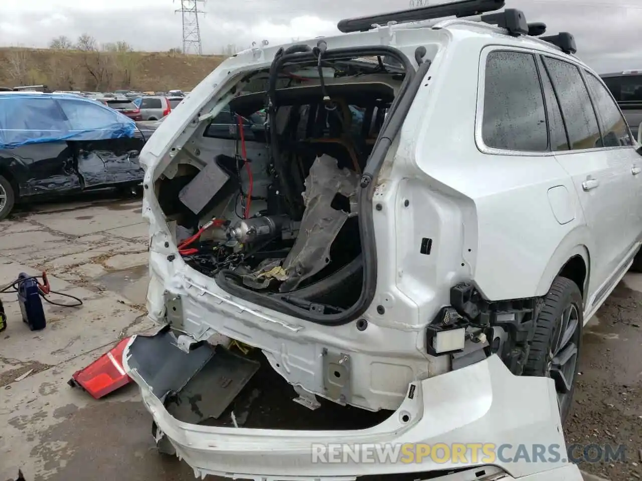 9 Photograph of a damaged car YV4A22PL7K1437093 VOLVO XC90 2019