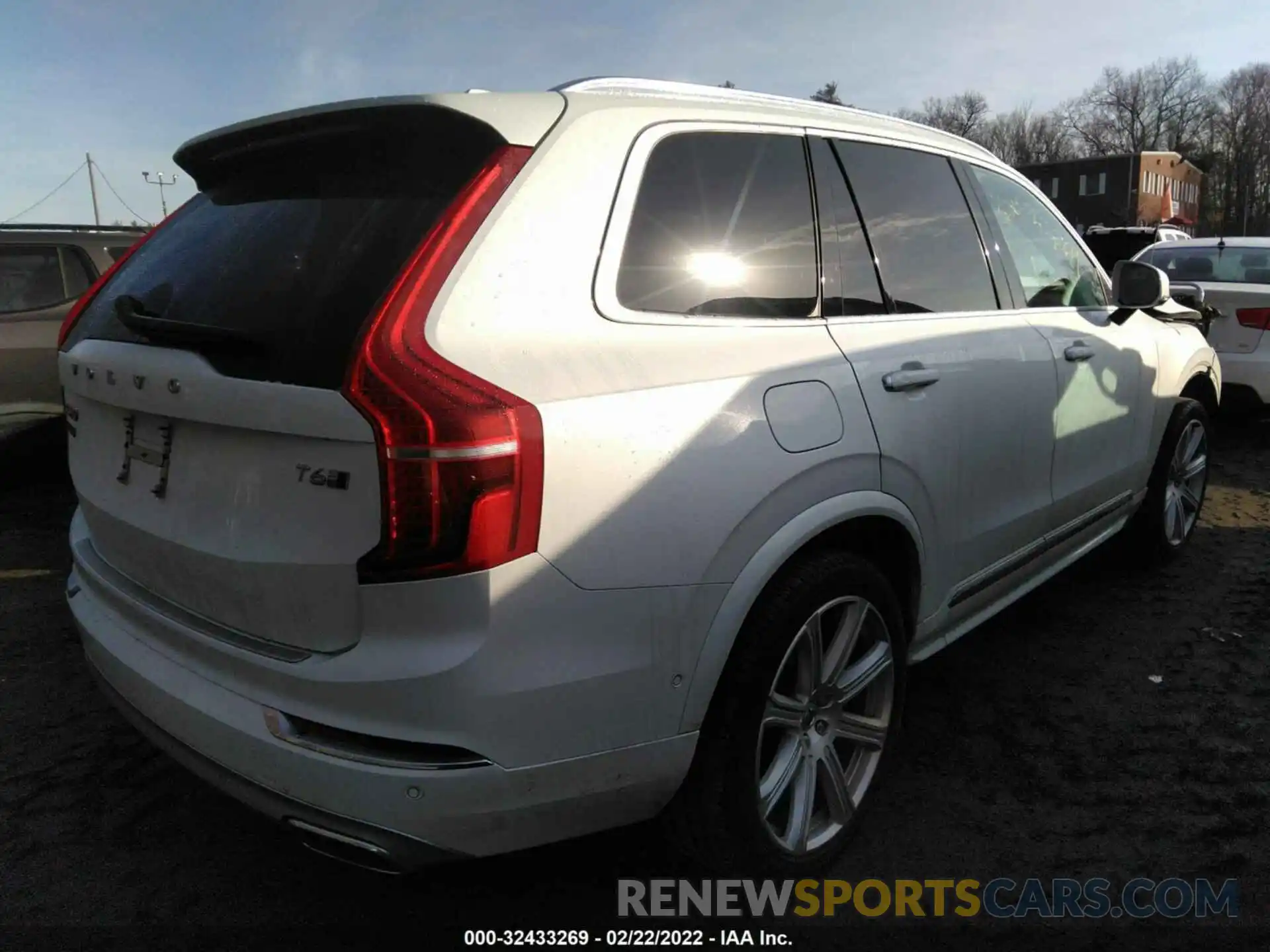 4 Photograph of a damaged car YV4A22PL7K1457697 VOLVO XC90 2019