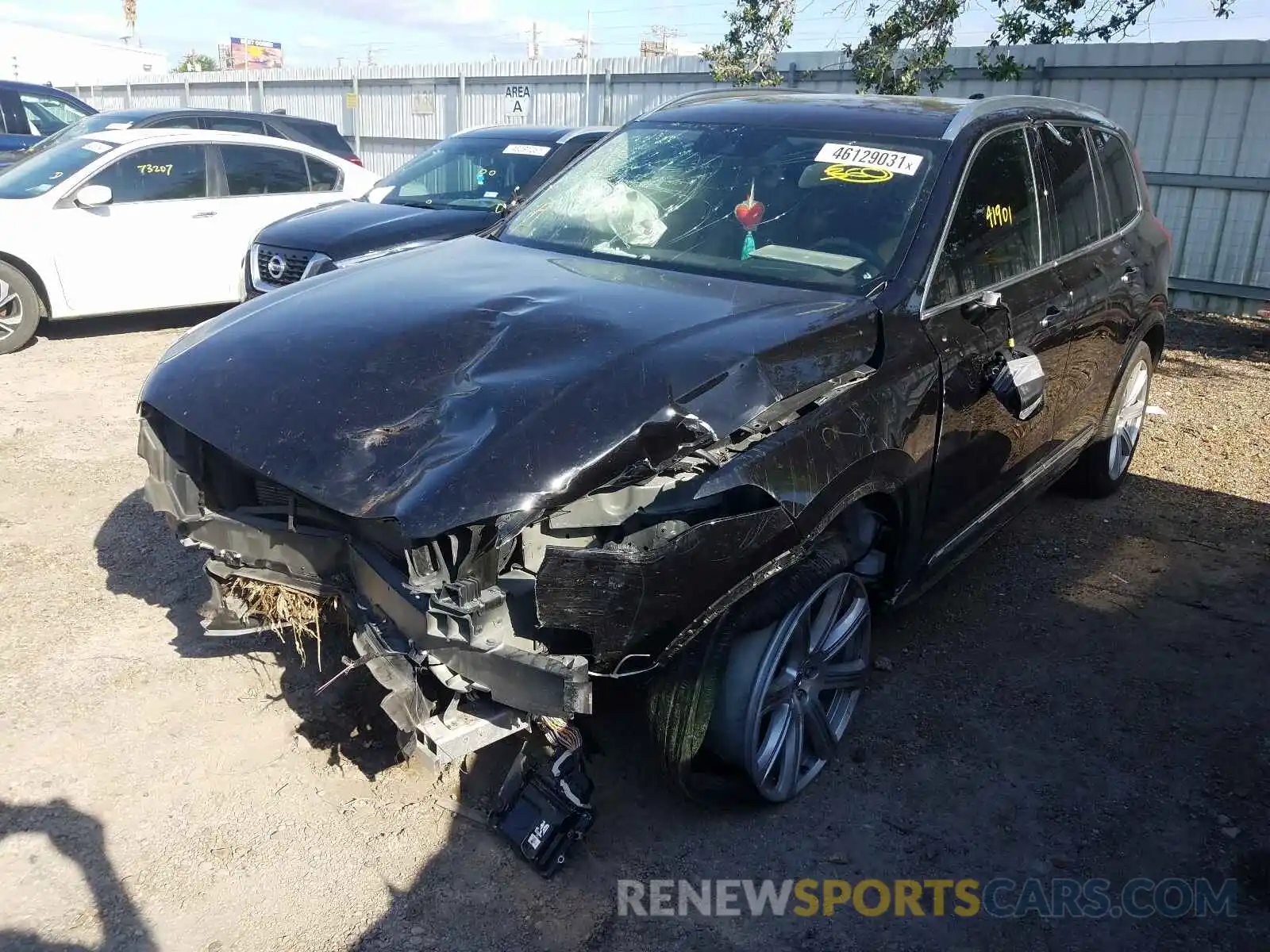 2 Photograph of a damaged car YV4A22PL7K1490313 VOLVO XC90 2019