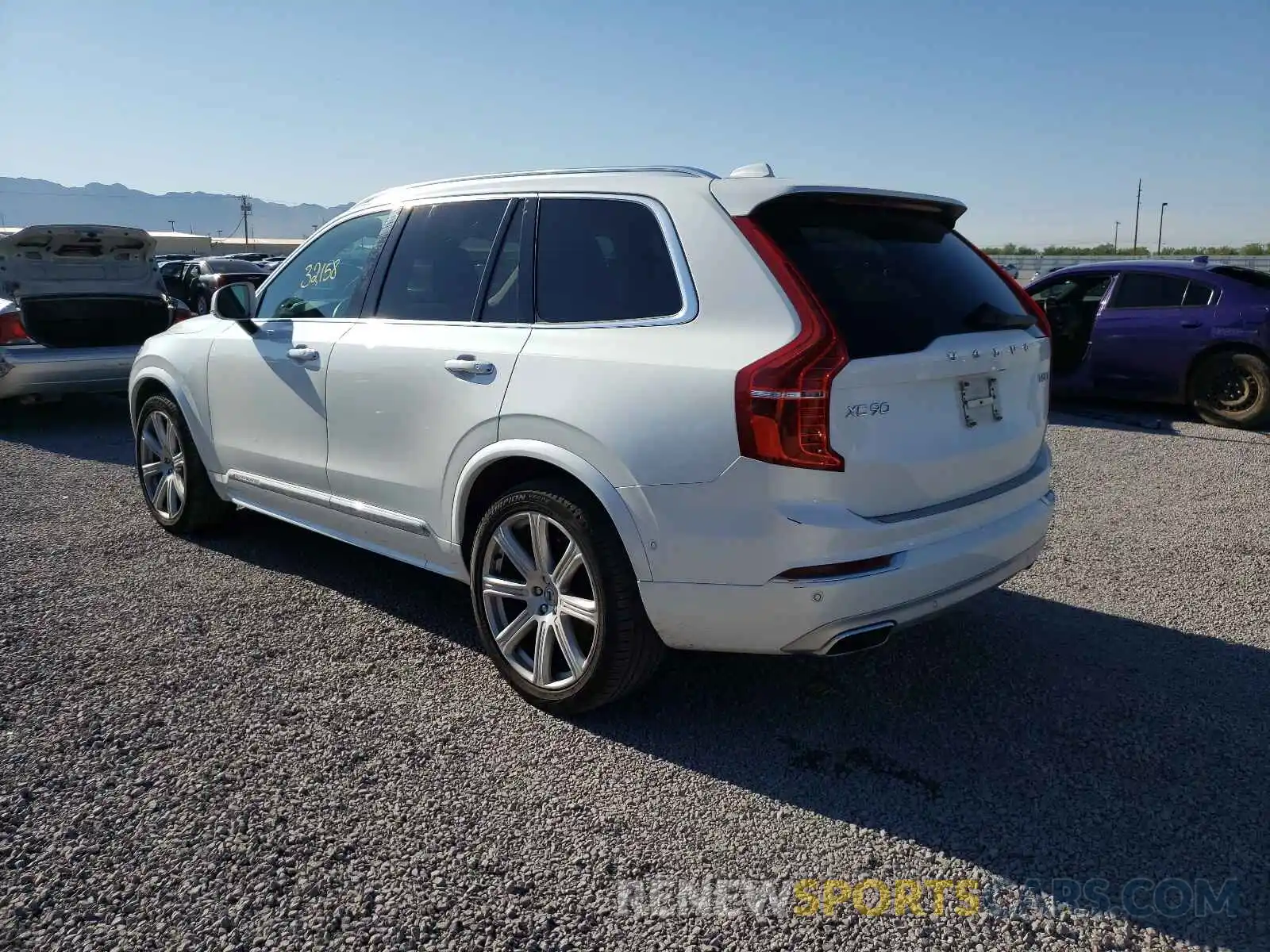 3 Фотография поврежденного автомобиля YV4A22PL8K1455294 VOLVO XC90 2019