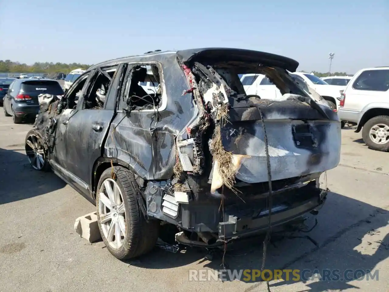 3 Photograph of a damaged car YV4A22PLXK1423544 VOLVO XC90 2019