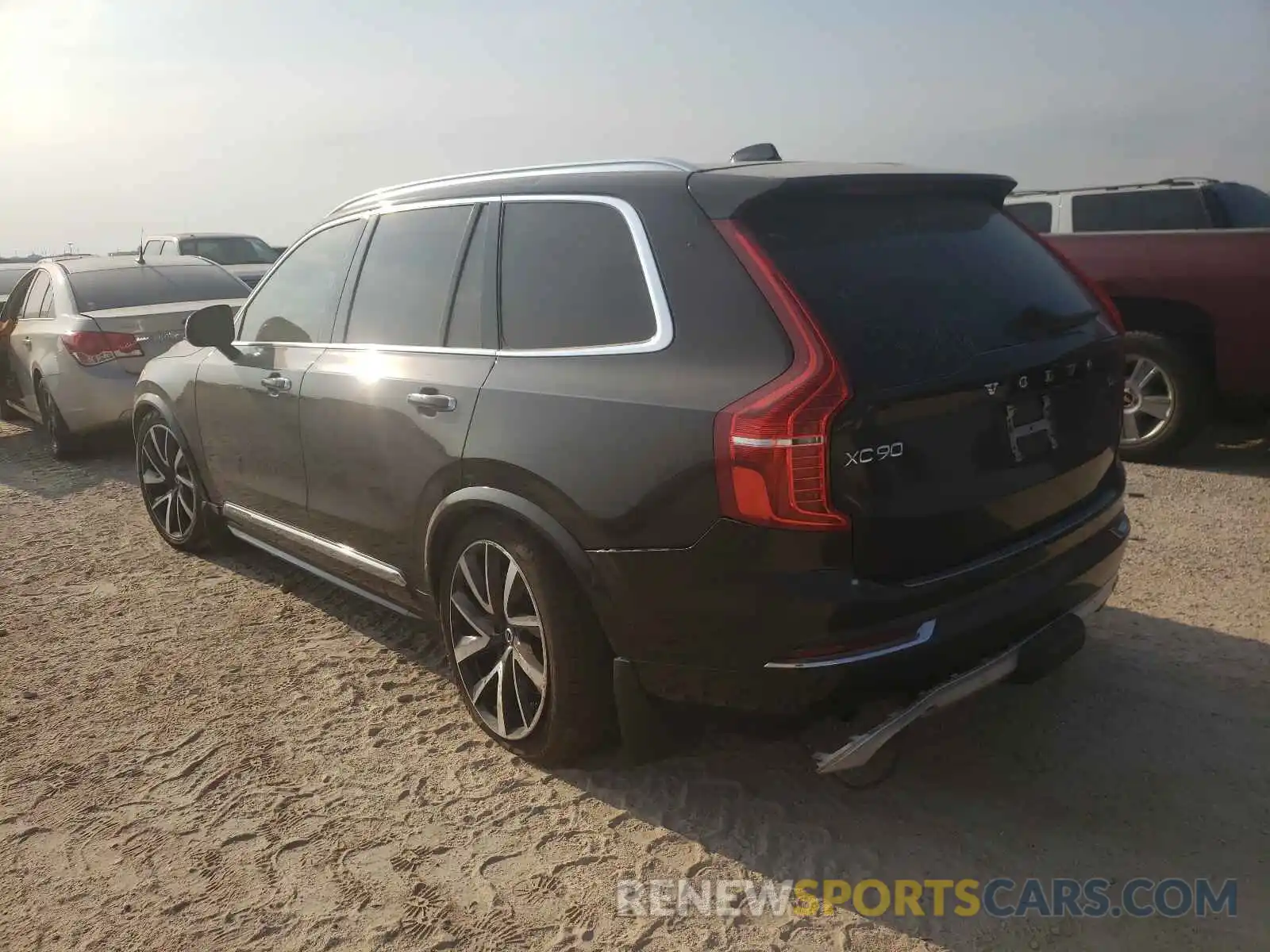 3 Фотография поврежденного автомобиля YV4A22PLXK1427870 VOLVO XC90 2019