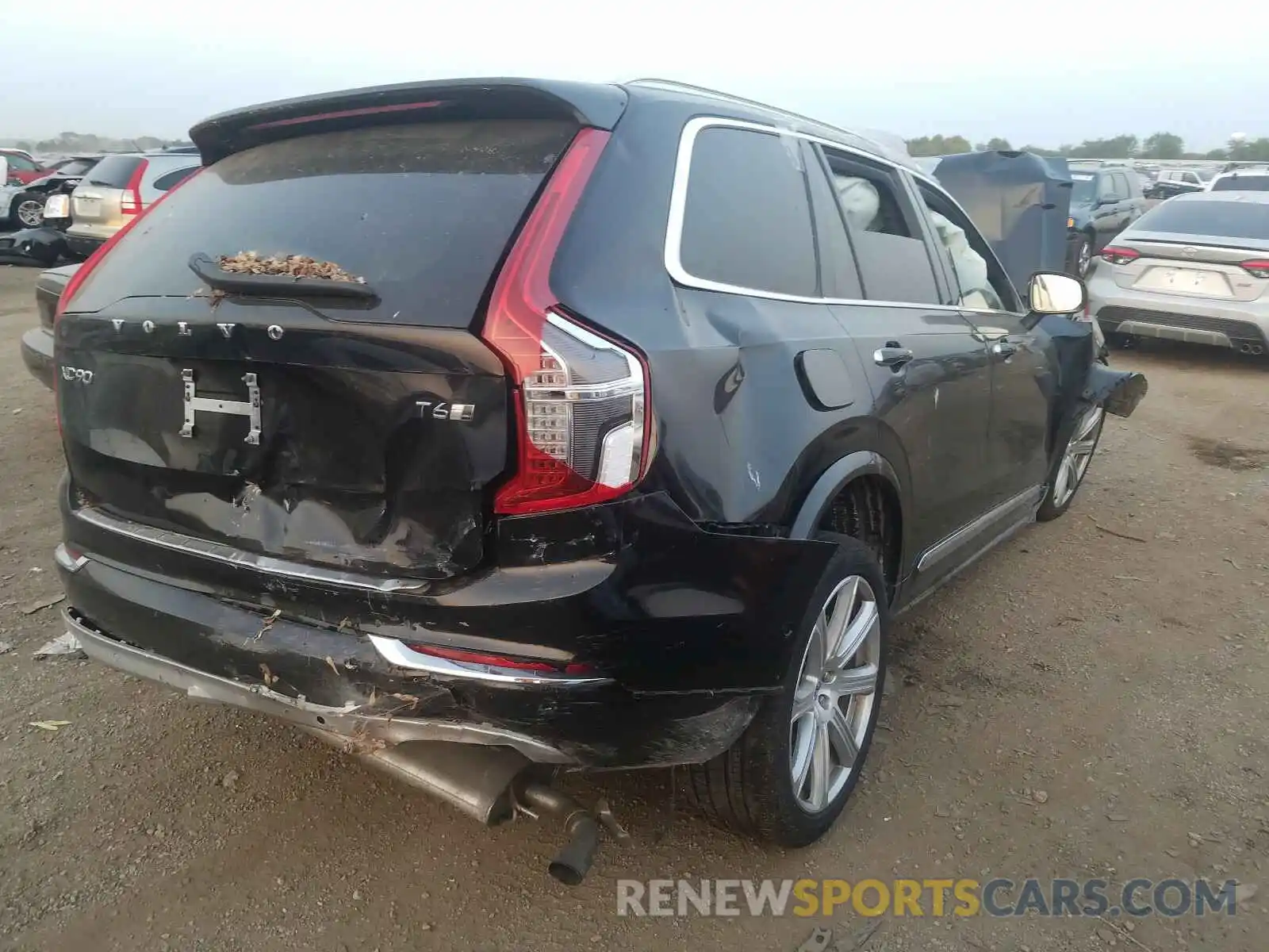 4 Photograph of a damaged car YV4A22PLXK1484196 VOLVO XC90 2019