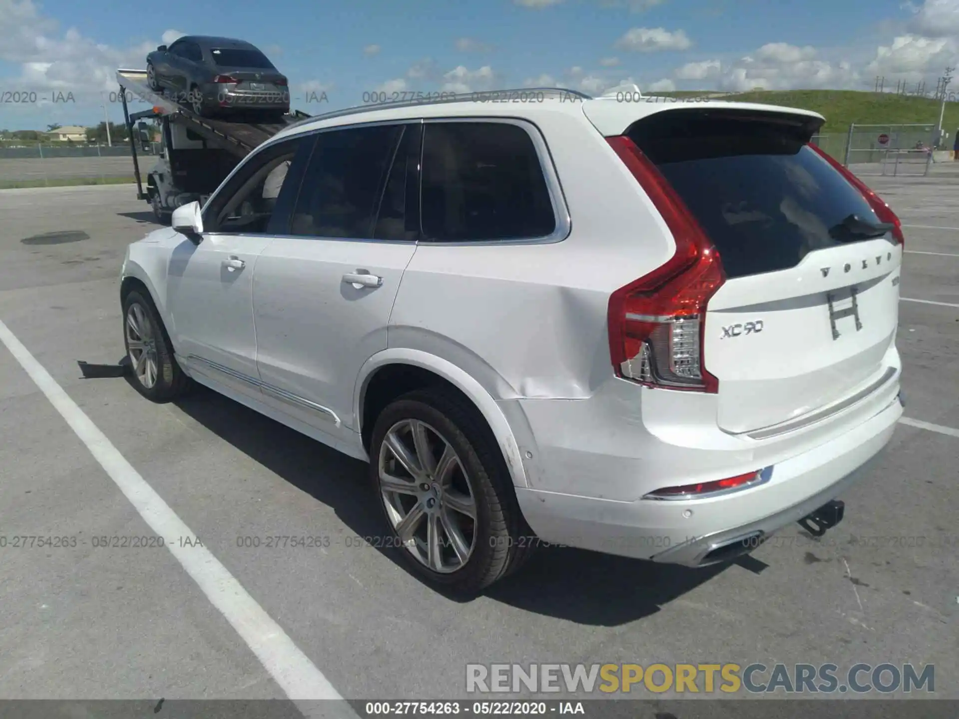 3 Photograph of a damaged car YV4A22PLXK1497949 VOLVO XC90 2019