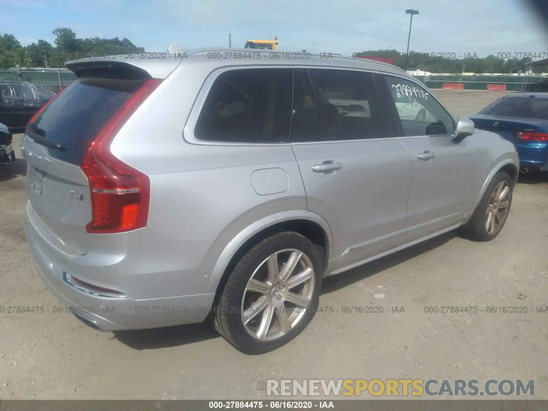 4 Photograph of a damaged car YV4A22PLXK1512367 VOLVO XC90 2019