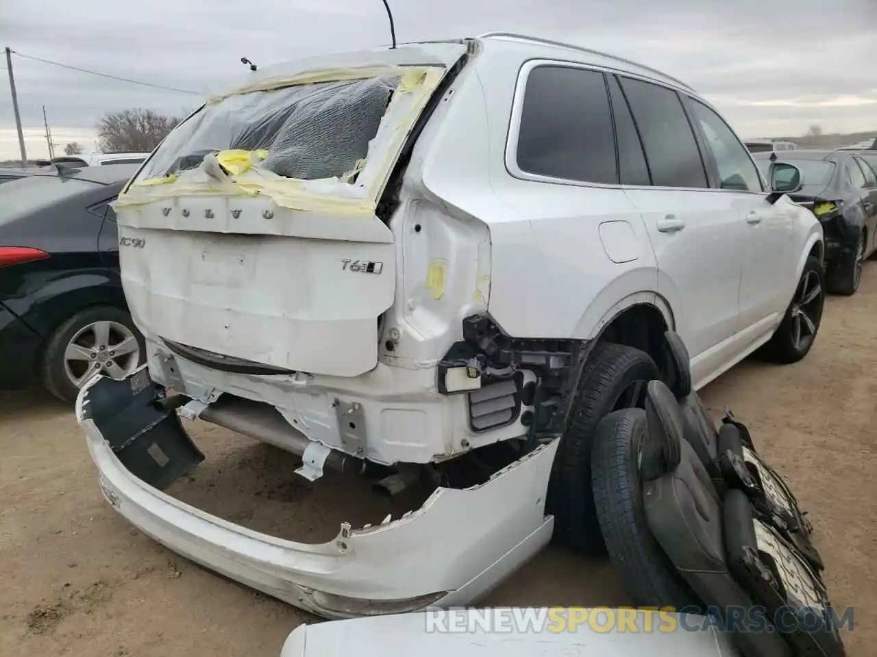 4 Photograph of a damaged car YV4A22PM4K1488091 VOLVO XC90 2019