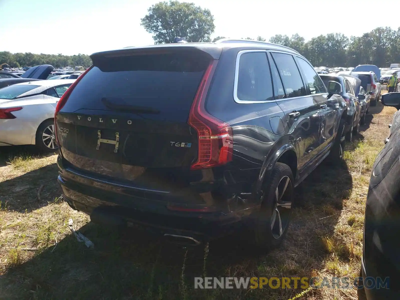 4 Photograph of a damaged car YV4A22PM6K1460972 VOLVO XC90 2019