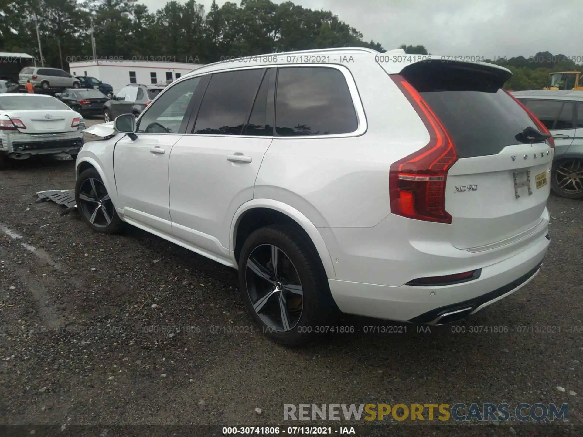 3 Photograph of a damaged car YV4A22PM8K1460620 VOLVO XC90 2019