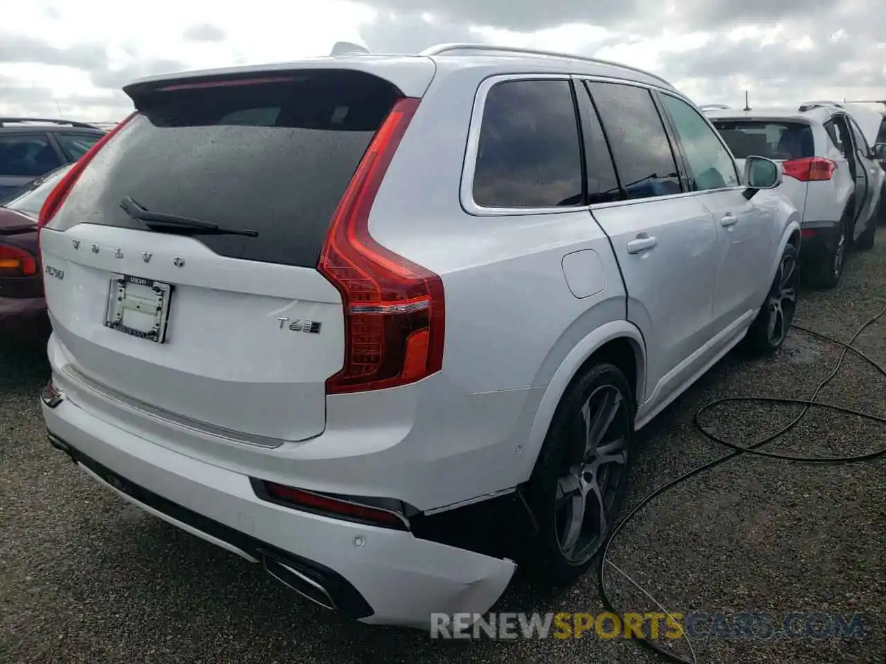 4 Photograph of a damaged car YV4A22PMXK1423827 VOLVO XC90 2019