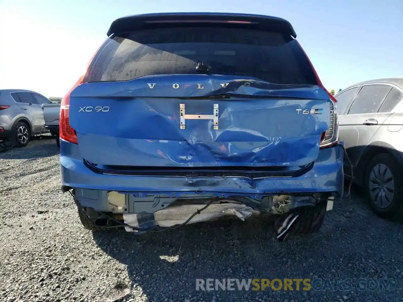 9 Photograph of a damaged car YV4A22PMXK1443964 VOLVO XC90 2019