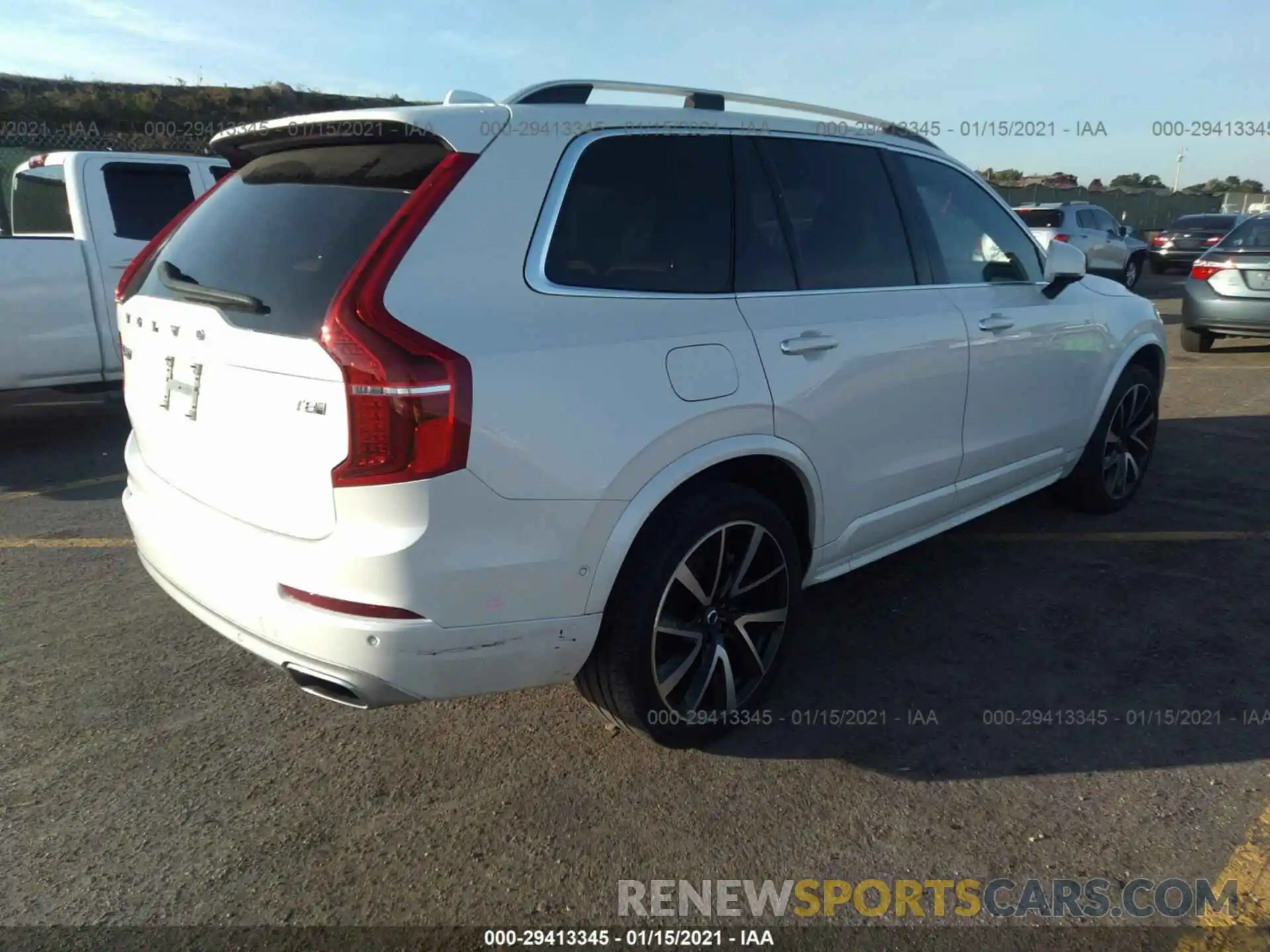 4 Photograph of a damaged car YV4BR0CK0K1435879 VOLVO XC90 2019