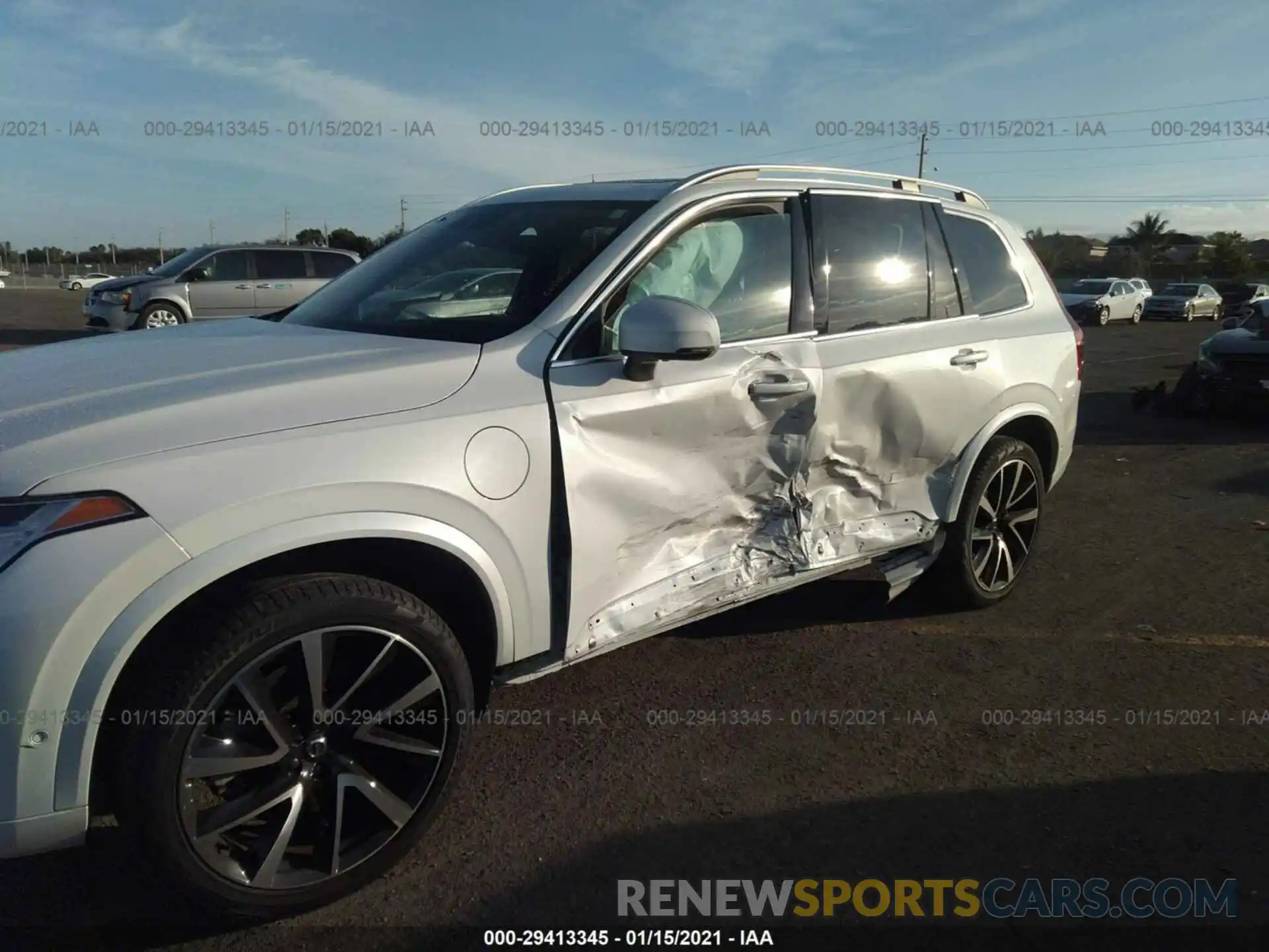 6 Photograph of a damaged car YV4BR0CK0K1435879 VOLVO XC90 2019