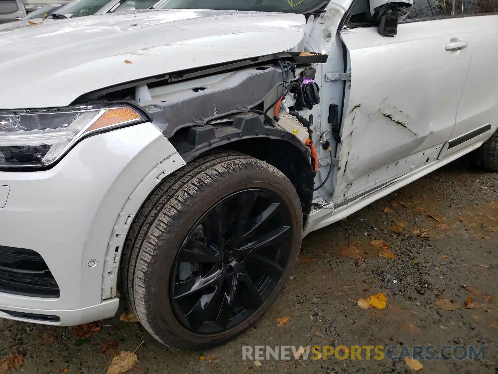 9 Photograph of a damaged car YV4BR0CL7K1444202 VOLVO XC90 2019