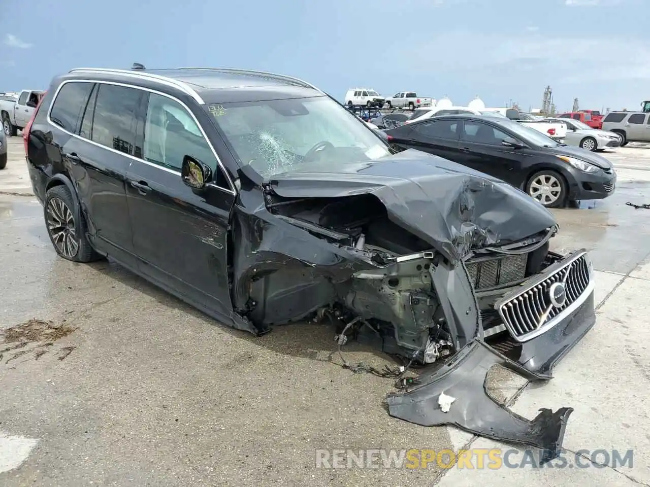 1 Photograph of a damaged car YV4102CK6L1563434 VOLVO XC90 2020