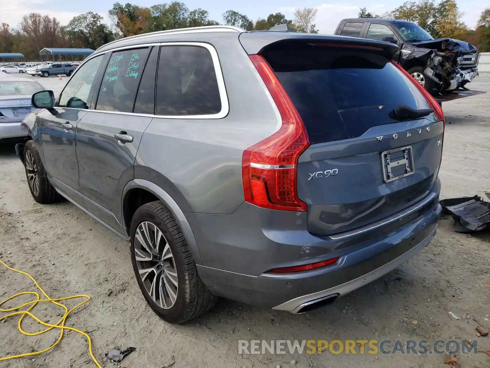 3 Photograph of a damaged car YV4102CK6L1571744 VOLVO XC90 2020