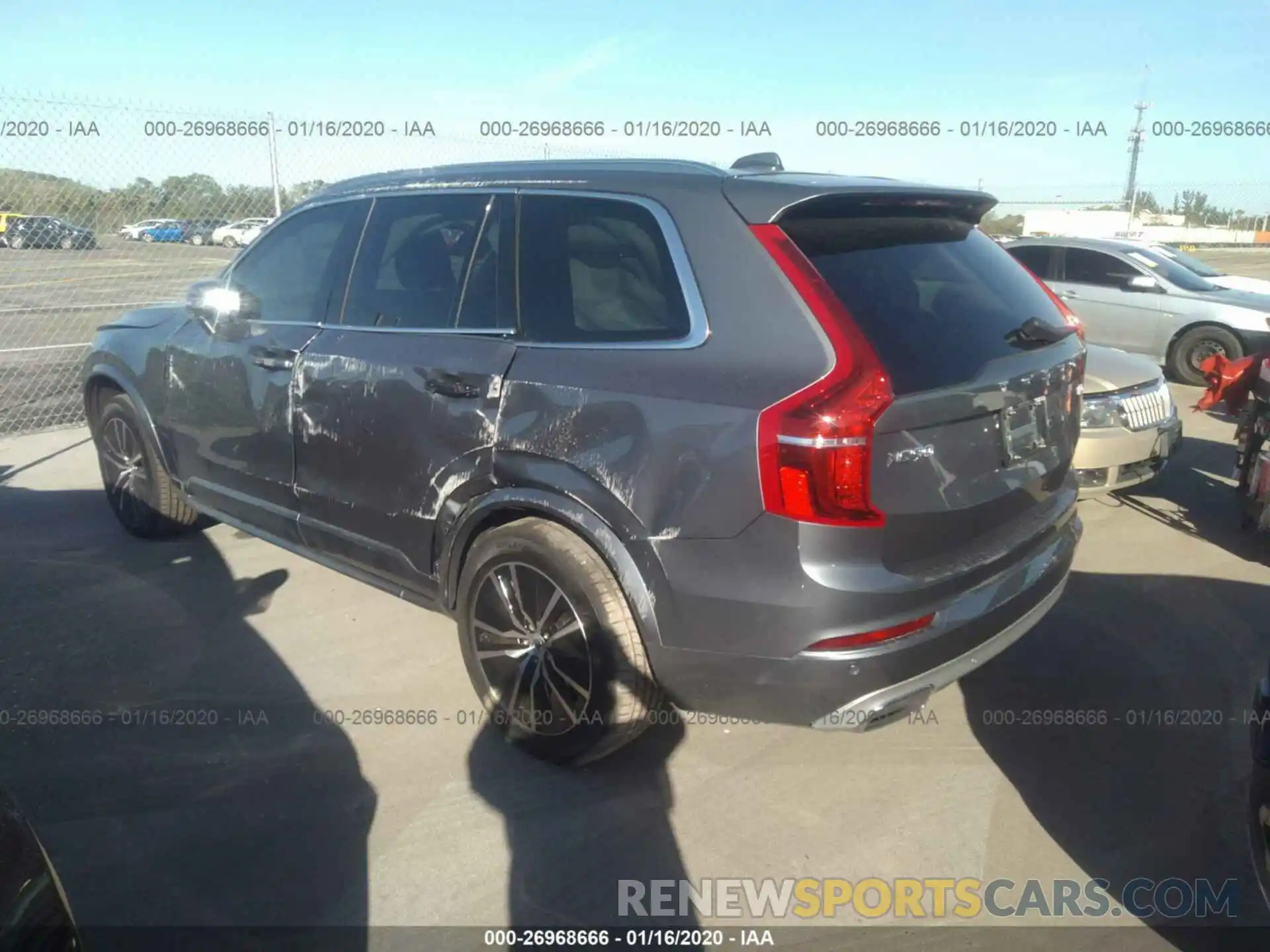 3 Photograph of a damaged car YV4102CK6L1580394 VOLVO XC90 2020