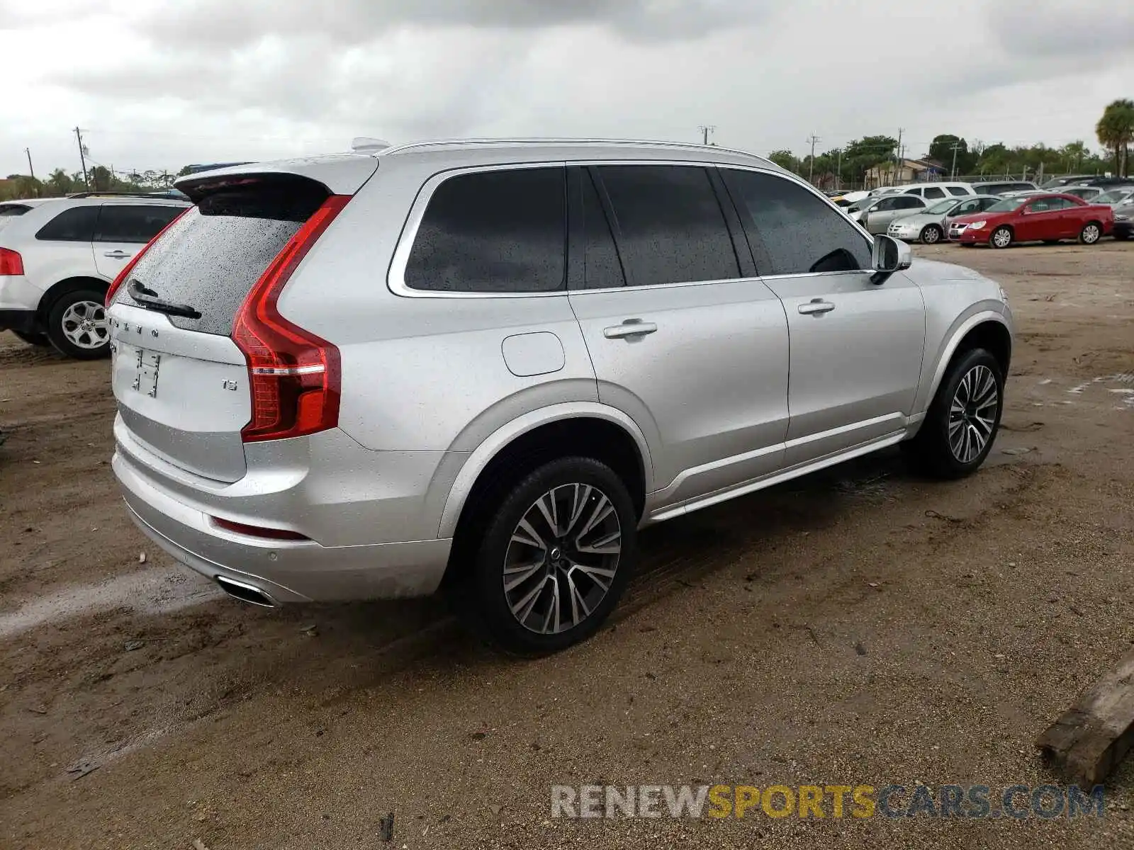 4 Photograph of a damaged car YV4102CK6L1607738 VOLVO XC90 2020