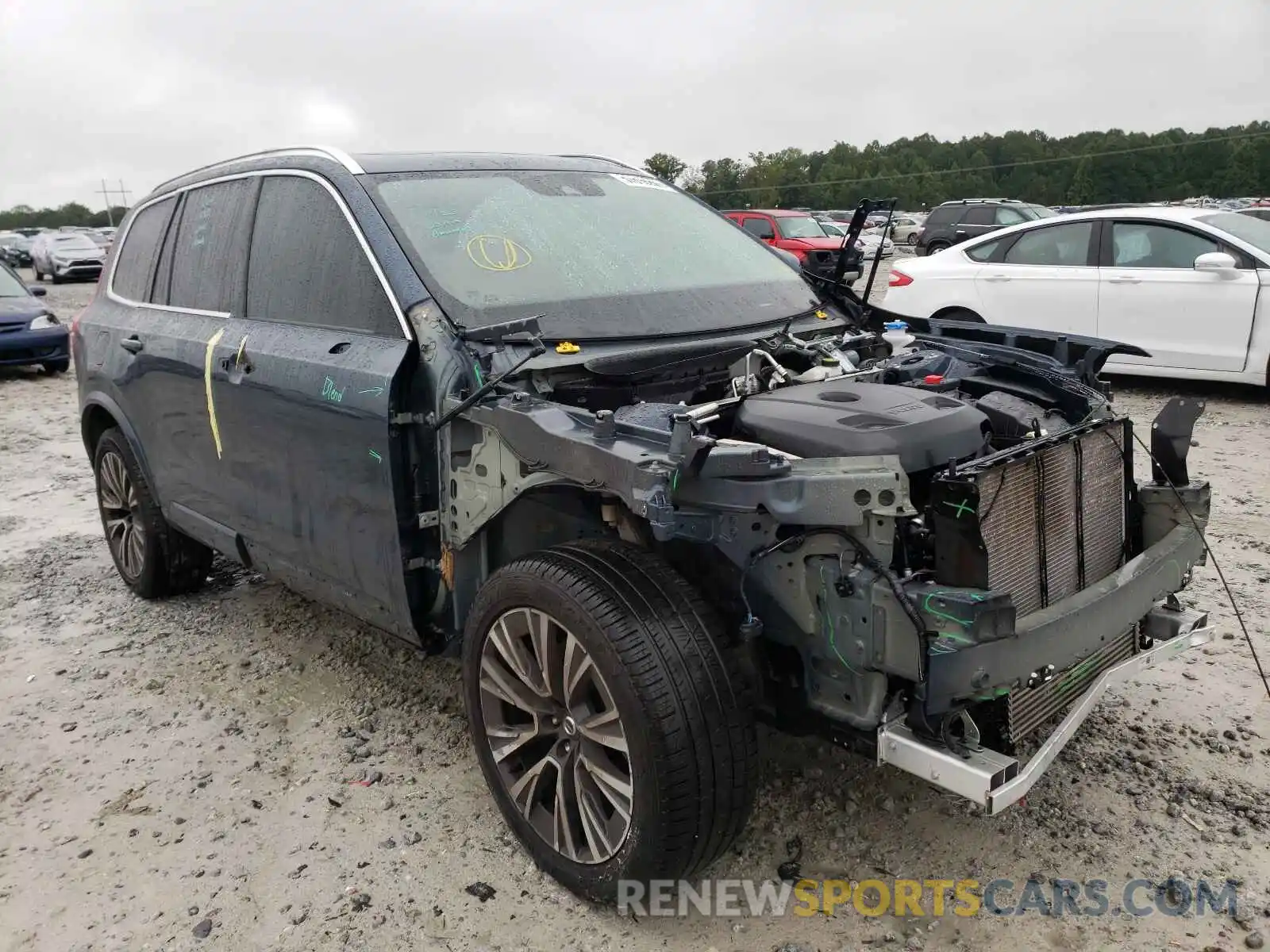 1 Photograph of a damaged car YV4102CK8L1538695 VOLVO XC90 2020