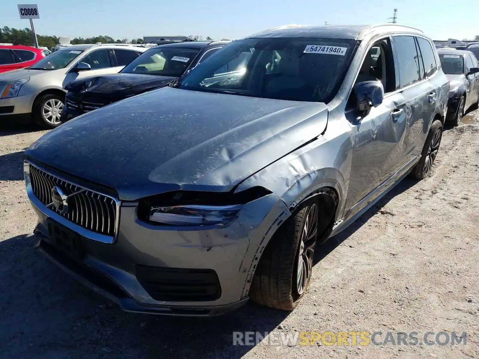 2 Photograph of a damaged car YV4102CK9L1562519 VOLVO XC90 2020