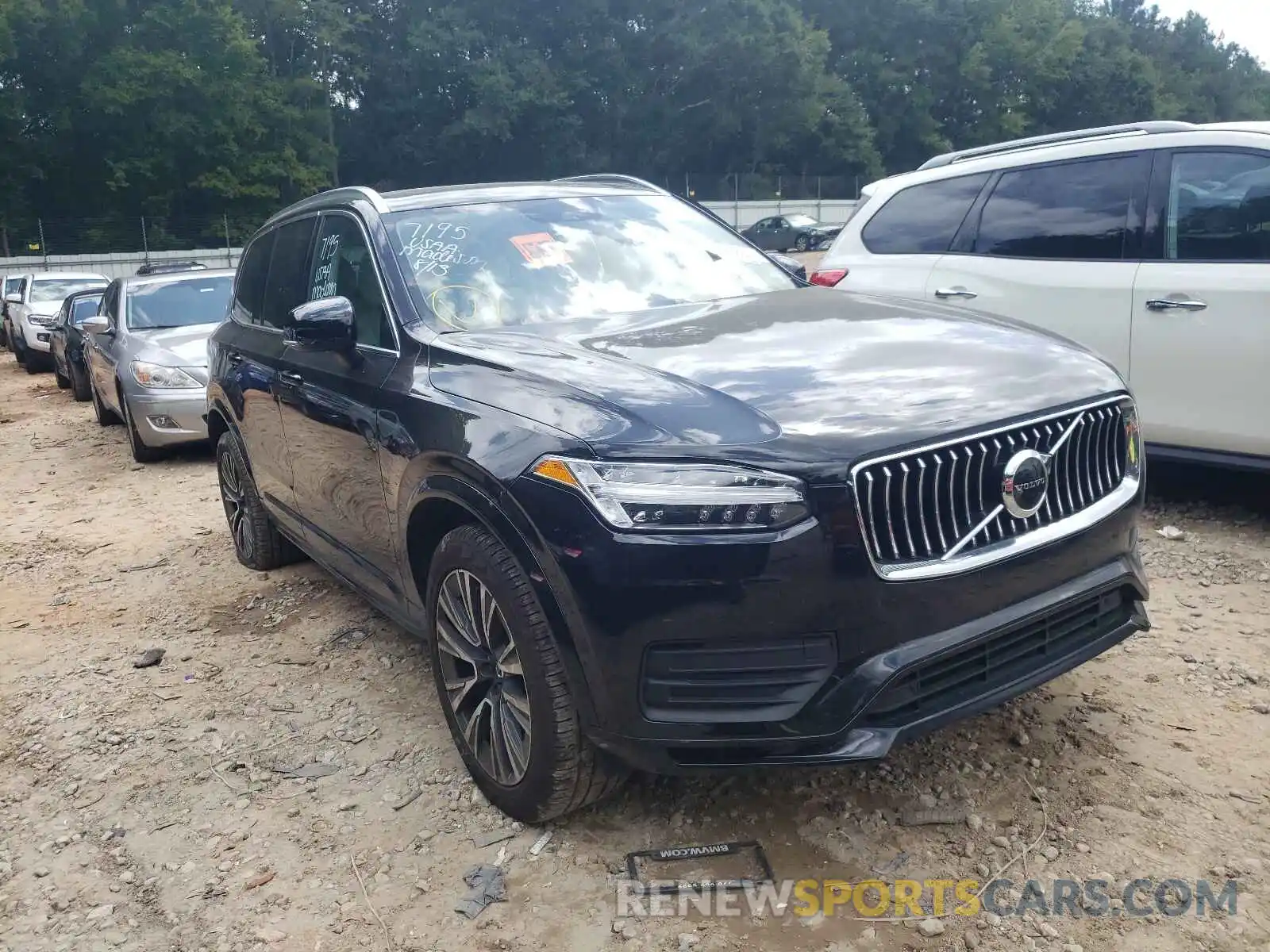 1 Photograph of a damaged car YV4102CKXL1563419 VOLVO XC90 2020