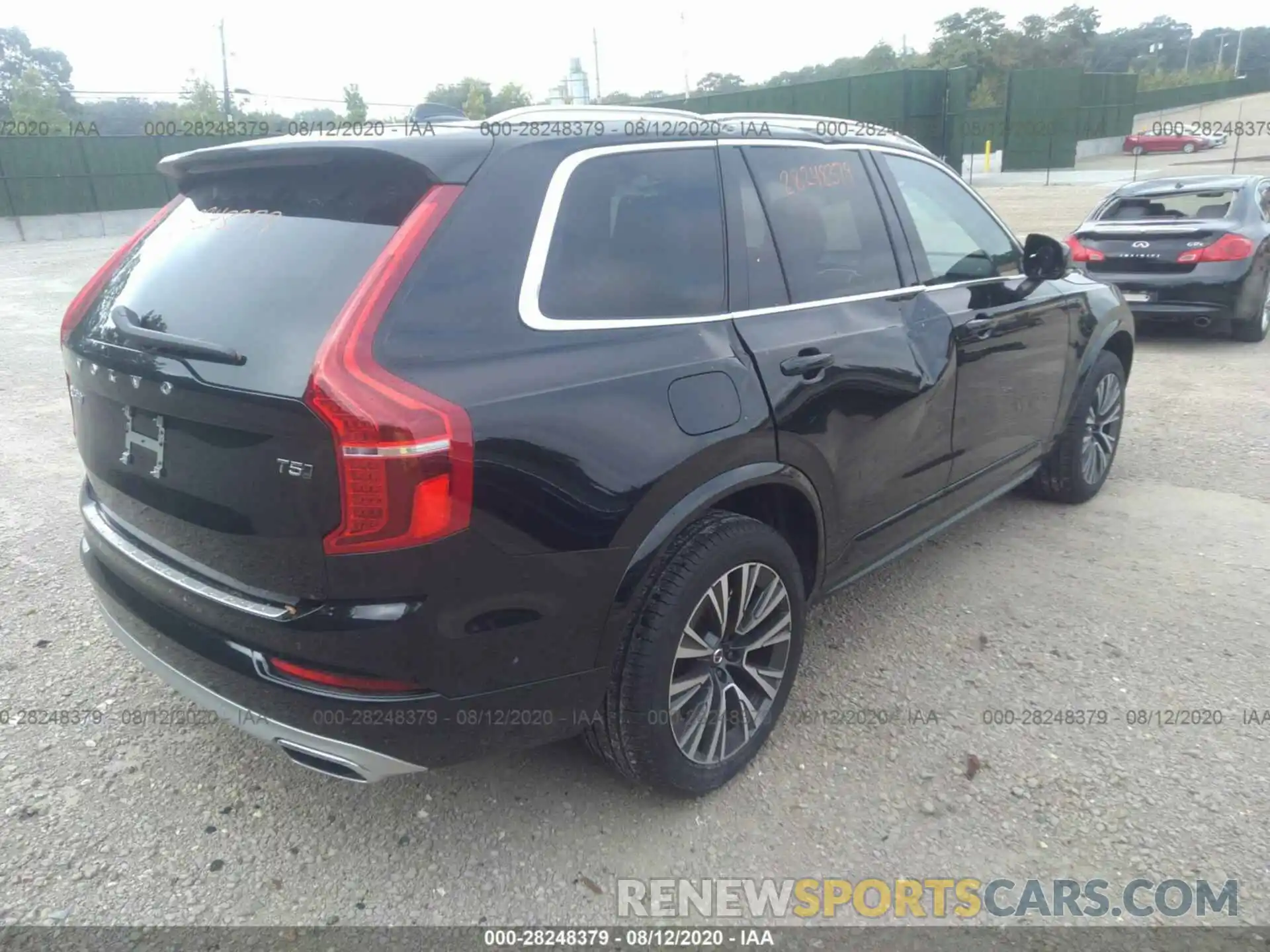 4 Photograph of a damaged car YV4102PK0L1575766 VOLVO XC90 2020