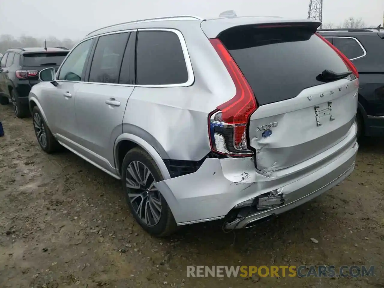 3 Photograph of a damaged car YV4102PK0L1604022 VOLVO XC90 2020