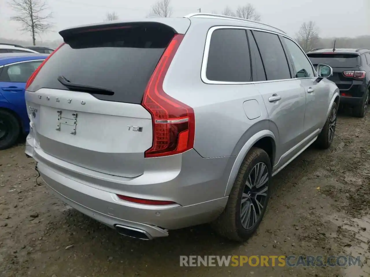 4 Photograph of a damaged car YV4102PK0L1604022 VOLVO XC90 2020