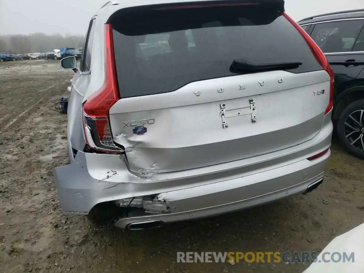 9 Photograph of a damaged car YV4102PK0L1604022 VOLVO XC90 2020