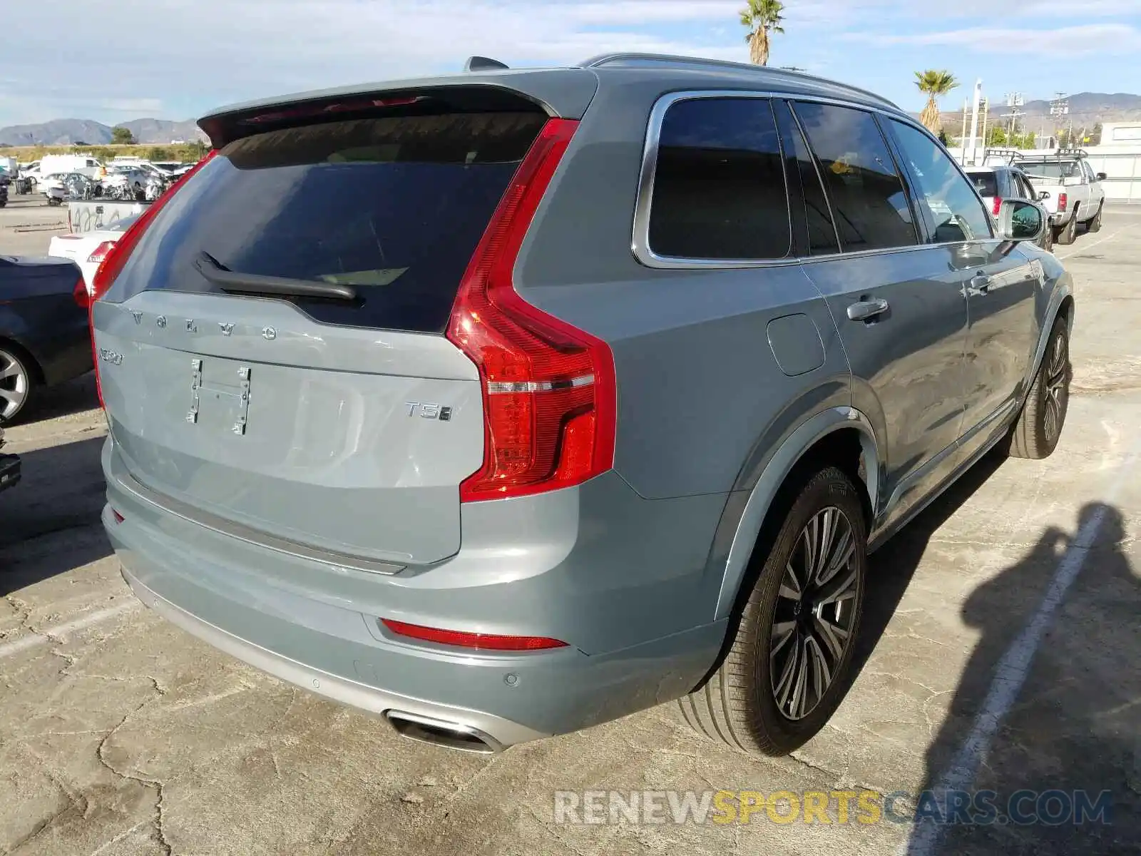 4 Photograph of a damaged car YV4102PK1L1578210 VOLVO XC90 2020