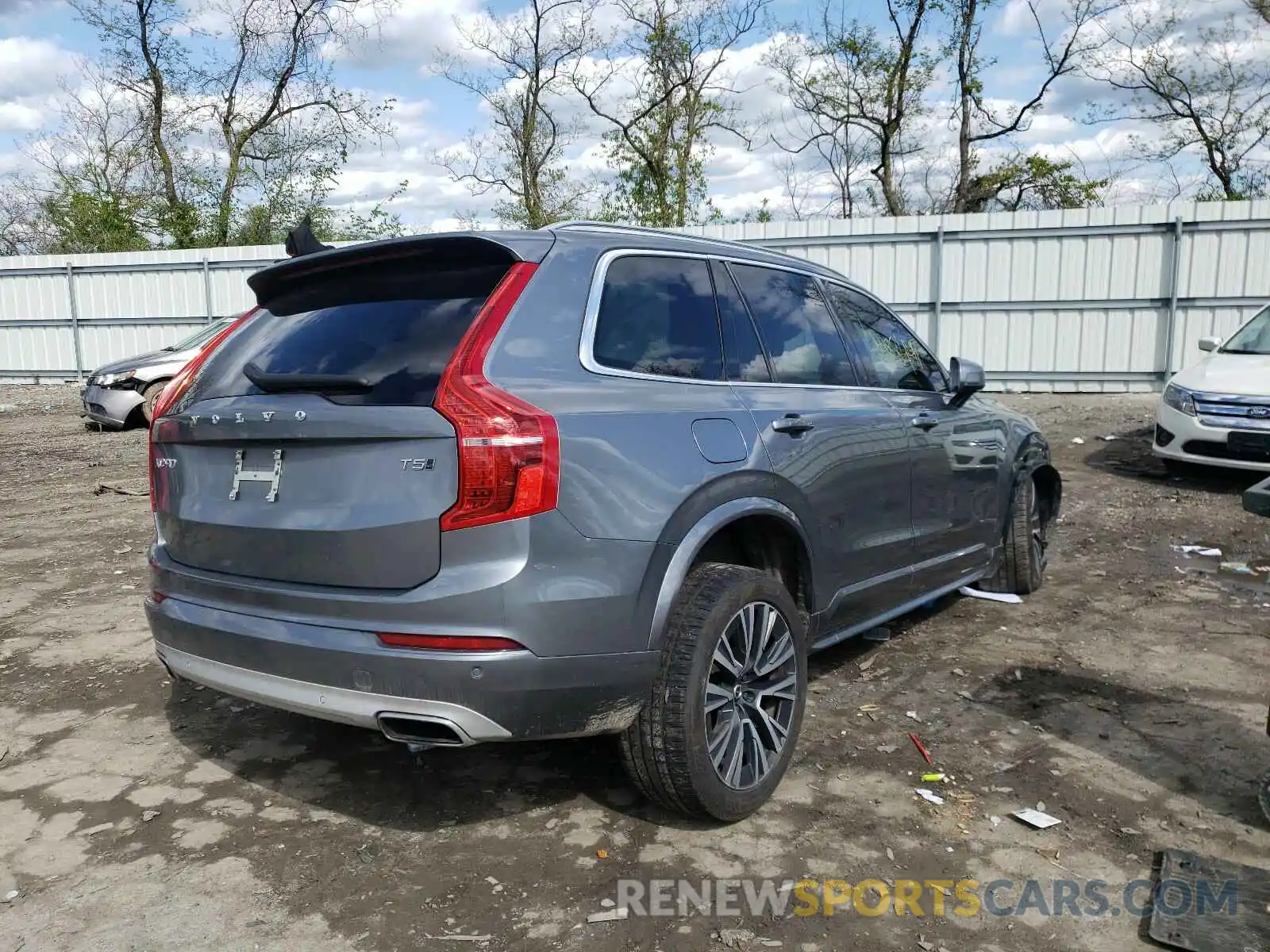 4 Photograph of a damaged car YV4102PK1L1578725 VOLVO XC90 2020