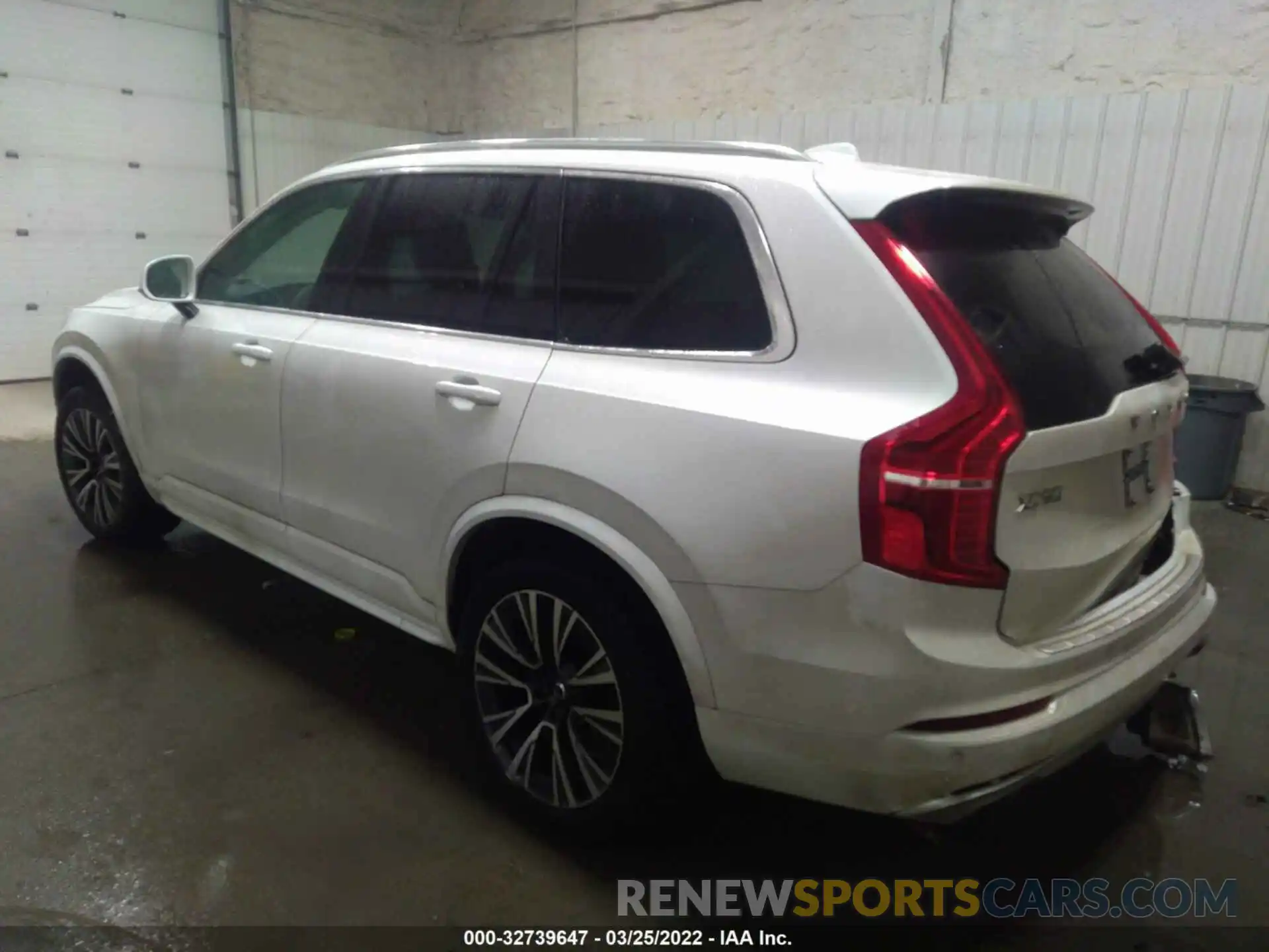 3 Photograph of a damaged car YV4102PK2L1600912 VOLVO XC90 2020