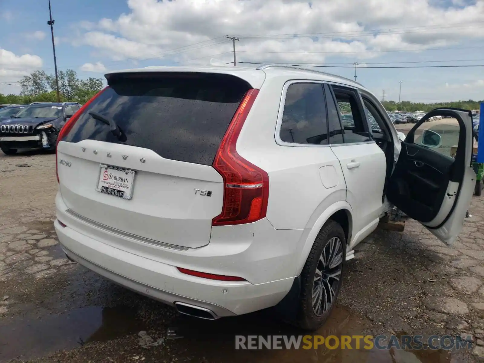 4 Photograph of a damaged car YV4102PK2L1619766 VOLVO XC90 2020