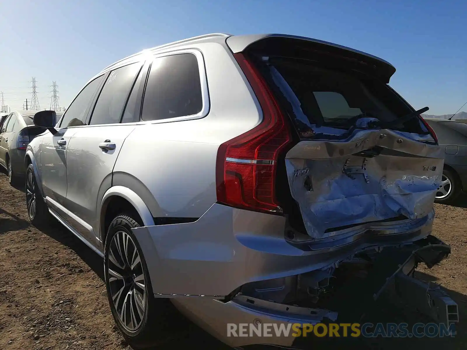 3 Photograph of a damaged car YV4102PK3L1540297 VOLVO XC90 2020