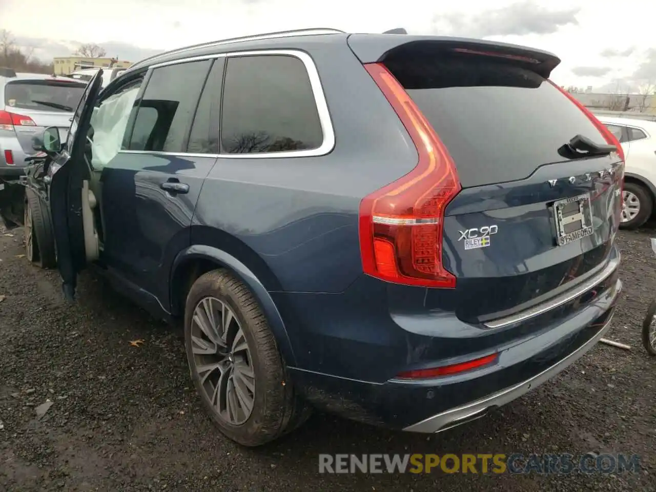 3 Photograph of a damaged car YV4102PK3L1618142 VOLVO XC90 2020