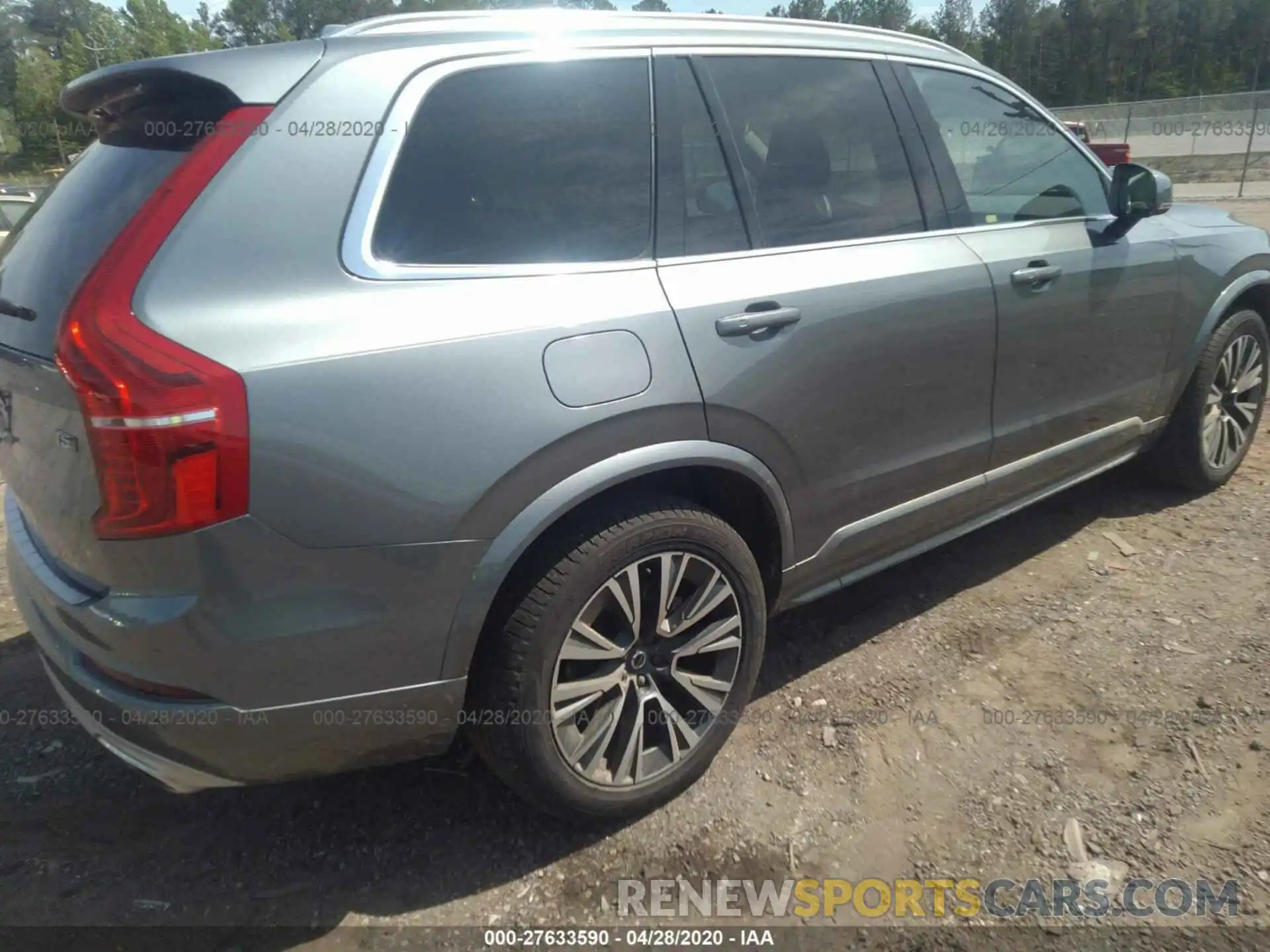 4 Photograph of a damaged car YV4102PK4L1531205 VOLVO XC90 2020