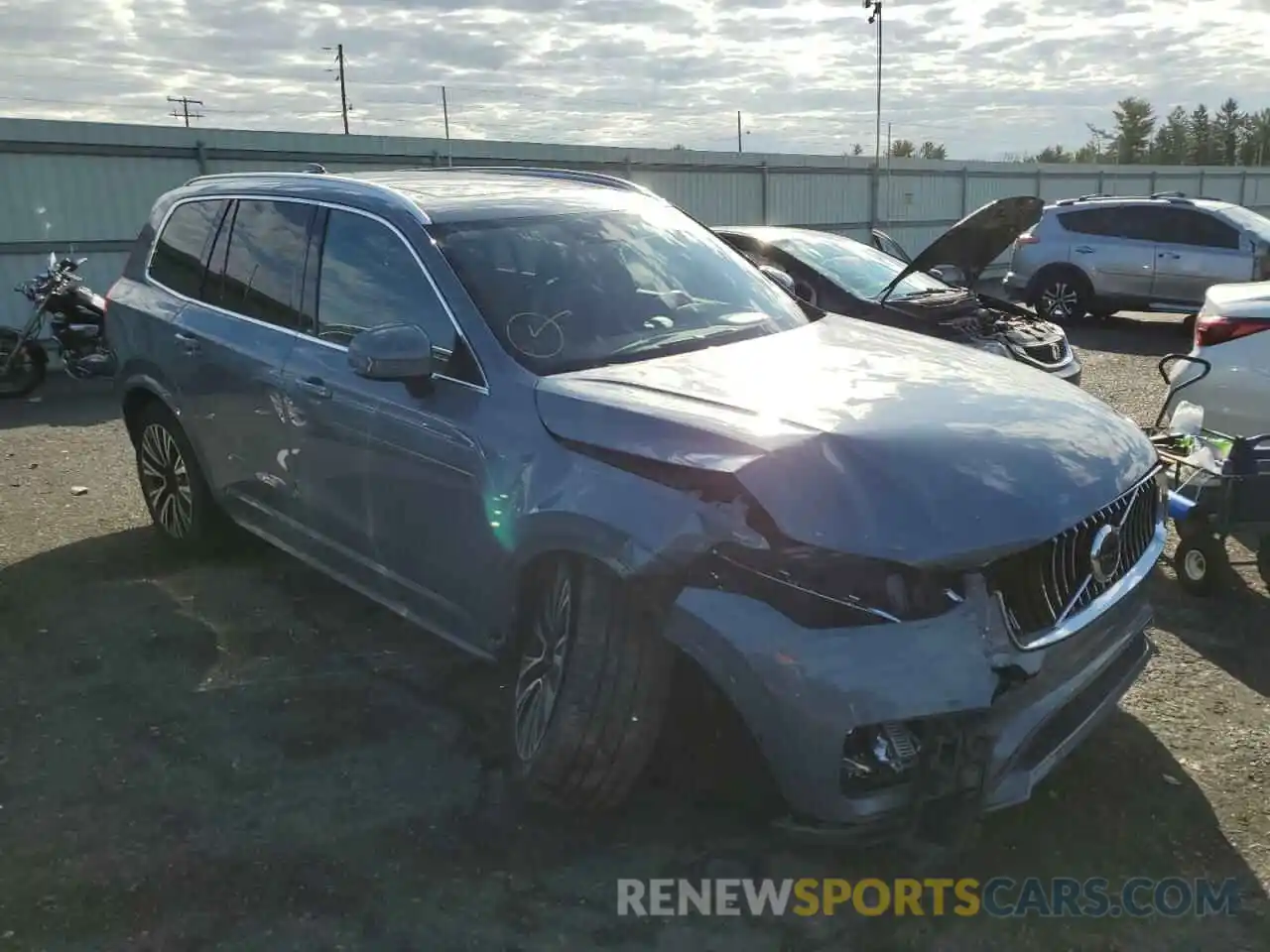 1 Photograph of a damaged car YV4102PK4L1553463 VOLVO XC90 2020