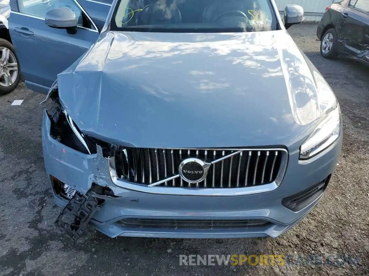 7 Photograph of a damaged car YV4102PK4L1553463 VOLVO XC90 2020