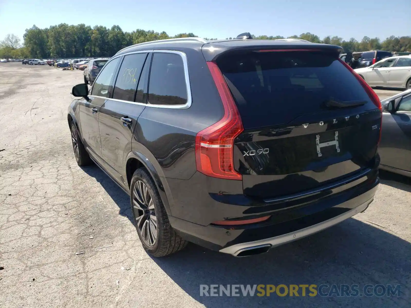 3 Photograph of a damaged car YV4102PK8L1580892 VOLVO XC90 2020