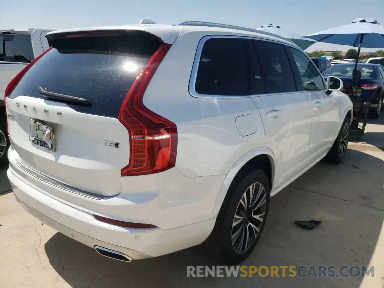 4 Photograph of a damaged car YV4102PK9L1585518 VOLVO XC90 2020